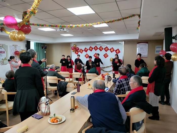 老年学校开展元旦献爱心欢乐唱迎新年联欢会 (6).jpg